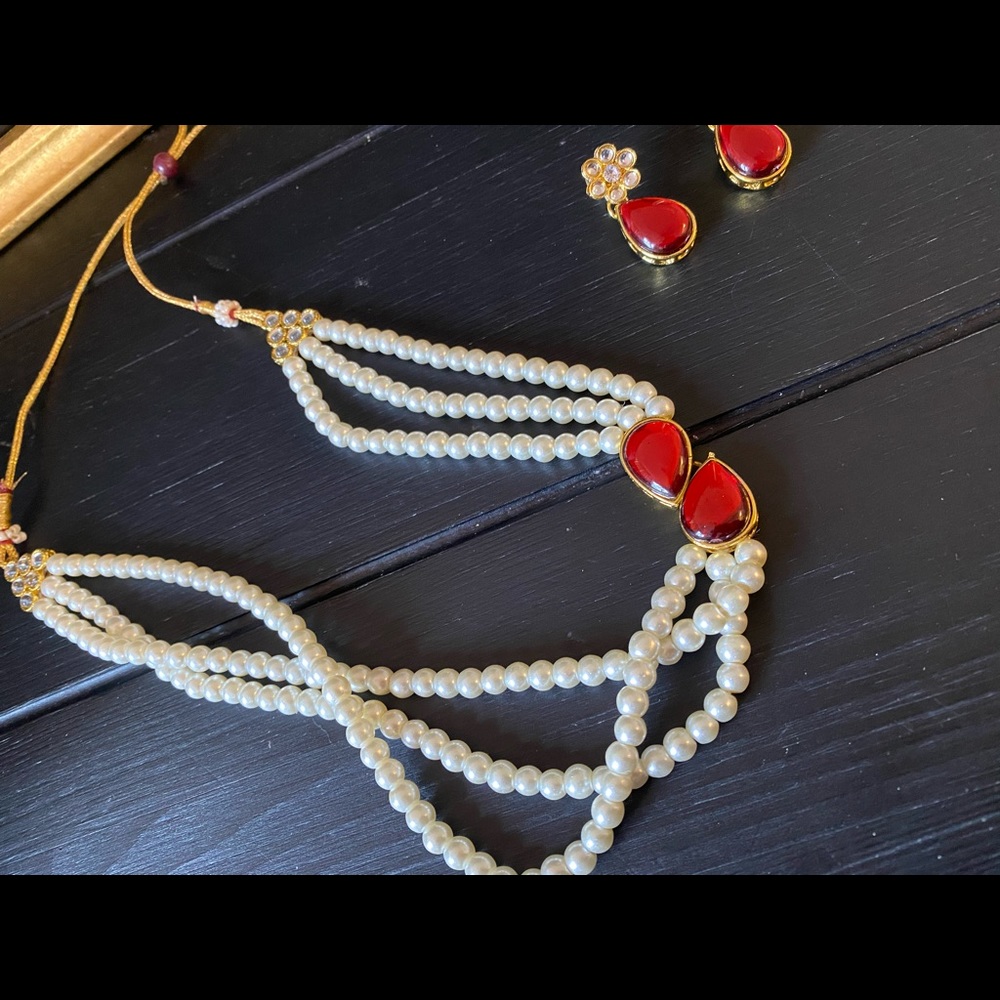 Necklace set. - Picture 4 of 4